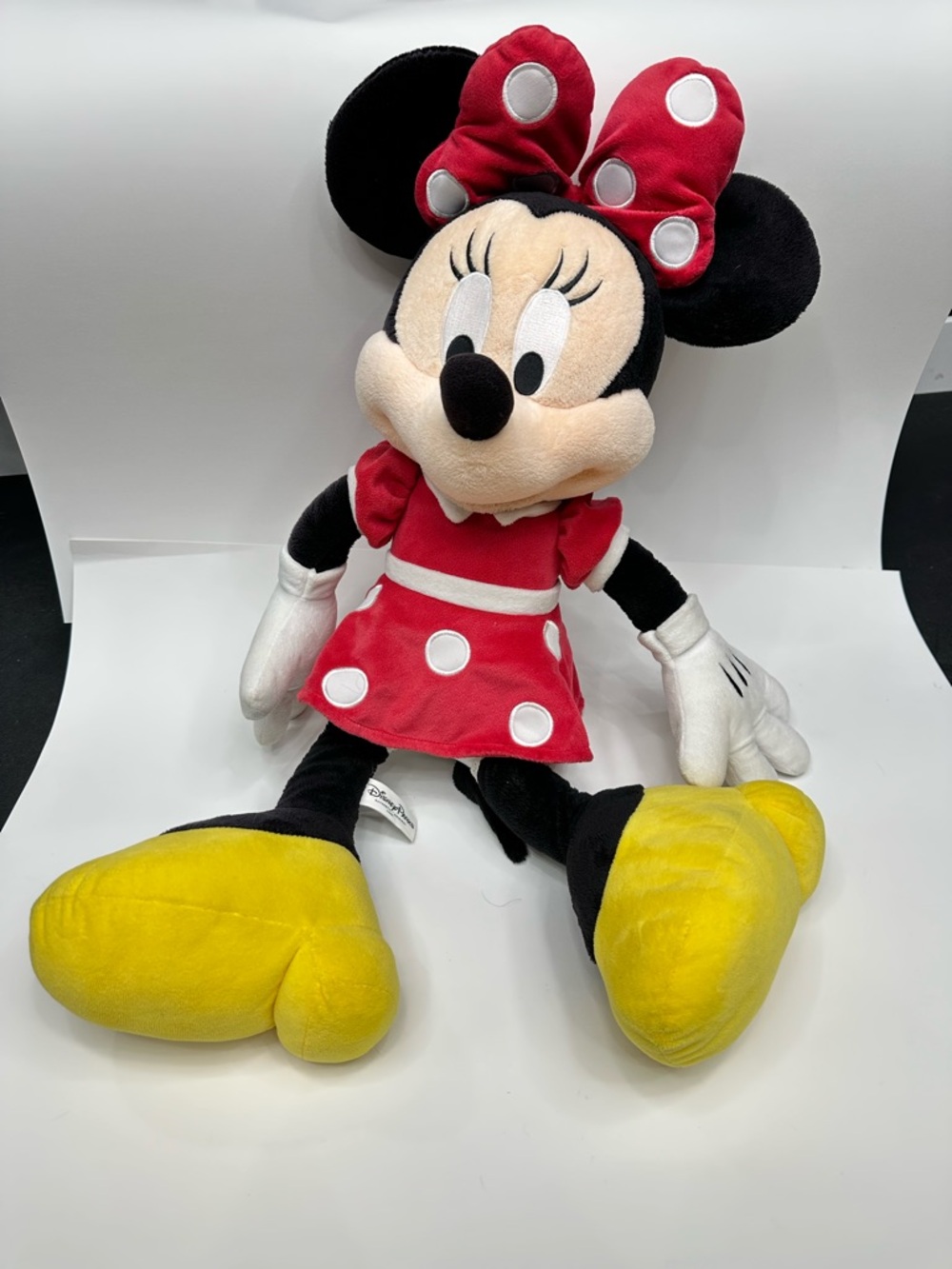 Large Disney Parks Minnie Mouse Plush